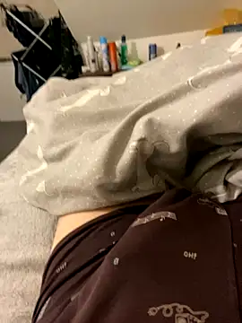 Snapshot of zou_9997 chatting on September 13, 2:22 am zou 9997 online show from September 13, 2:22 am