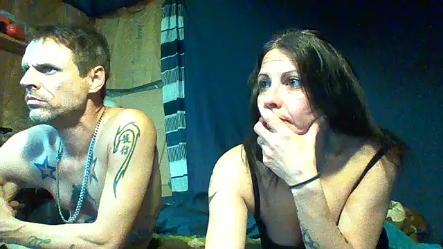 SillyRabbitz online show from February 9, 6:39 am