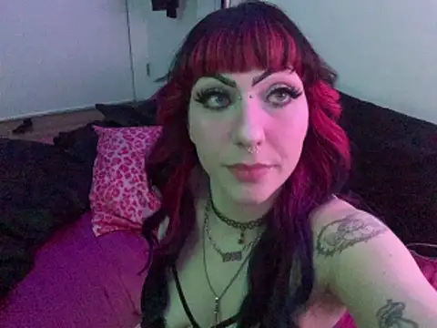 ChrryFoxx online show from April 16, 11:33 am