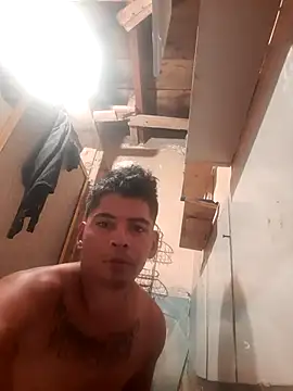 Snapshot of Elcabezhupas97 chatting on October 19, 5:52 am Elcabezhupas97 online show from October 19, 5:52 am