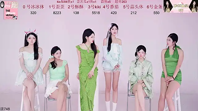 badgirl777888 online show from November 12, 10:15 am