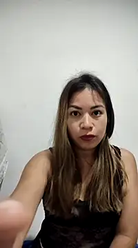 Snapshot of BellaMex89 chatting on February 25, 8:14 am BellaMex89 online show from February 25, 8:14 am