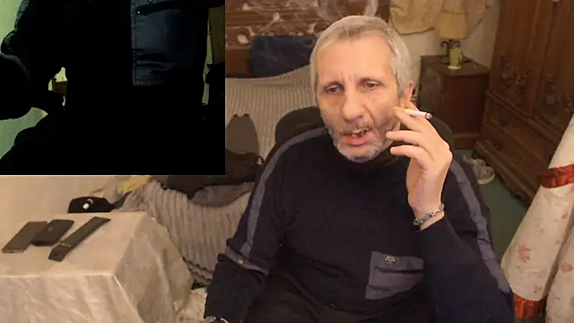 maxdaddy690 online show from December 3, 9:46 pm