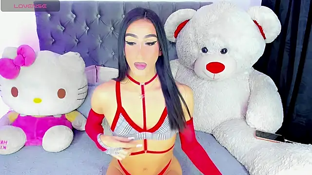 Julie Lovelyx1 online show from March 22, 5:44 am