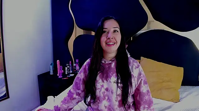 Snapshot of Celeste_X chatting on November 22, 4:44 am Celeste X online show from November 22, 4:44 am