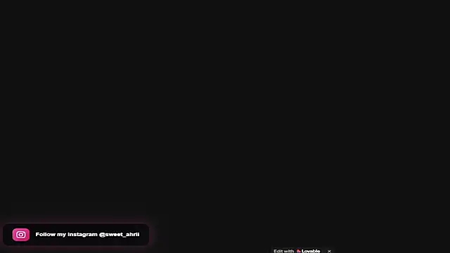 Snapshot of AhriSweet_ chatting on April 29, 5:30 pm AhriSweet online show from April 29, 5:30 pm