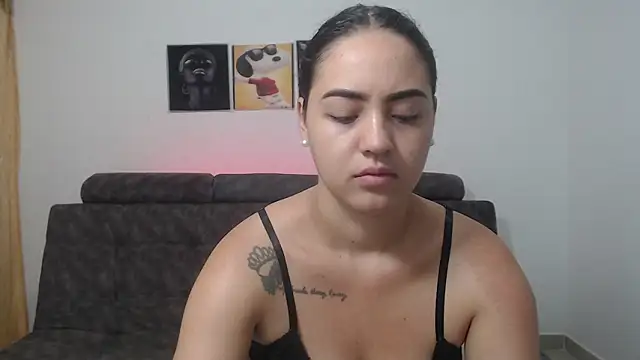 Snapshot of Anthonela_Queen chatting on March 6, 12:09 pm Anthonela Queen online show from March 6, 12:09 pm