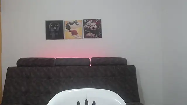 Snapshot of Anthonela_Queen chatting on March 12, 2:34 pm Anthonela Queen online show from March 12, 2:34 pm