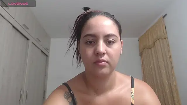 Snapshot of Anthonela_Queen chatting on September 18, 10:50 am Anthonela Queen online show from September 18, 10:50 am