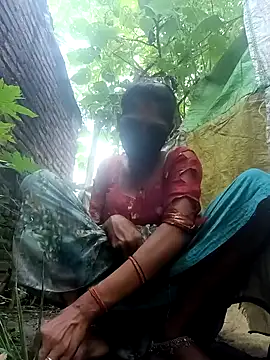 Snapshot of Chhavi_Chadha chatting on September 20, 11:44 am Chhavi Chadha online show from September 20, 11:44 am