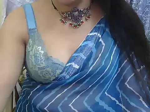 Lovely Manvi online show from November 12, 6:30 pm