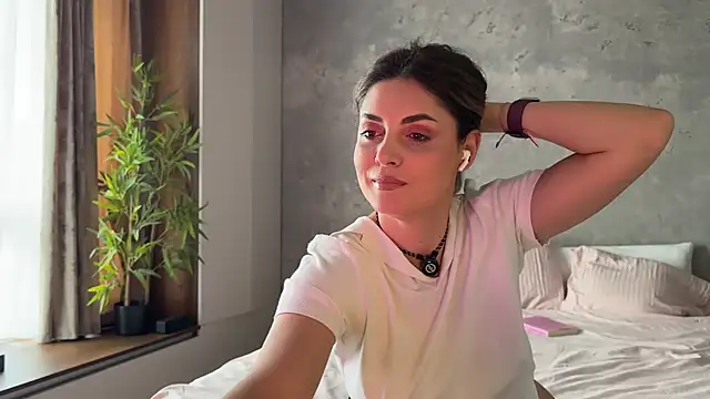  Allie  online show from March 24, 11:48 am