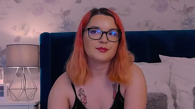 KailyKay online show from September 22, 6:10 pm