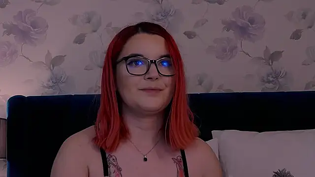 KailyKay online show from October 26, 7:09 pm