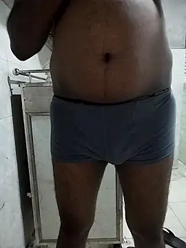 Snapshot of Slvijay chatting on February 3, 6:51 am Slvijay online show from February 3, 6:51 am