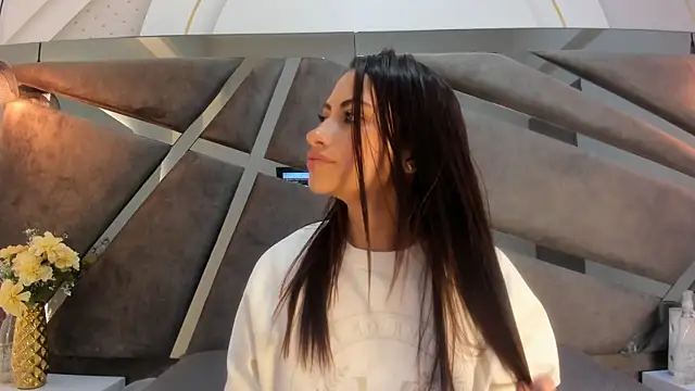 Samaantha-beckham online show from January 6, 11:18 pm