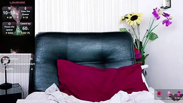 Snapshot of anastaciafire25 chatting on March 23, 2:37 am anastaciafire25 online show from March 23, 2:37 am