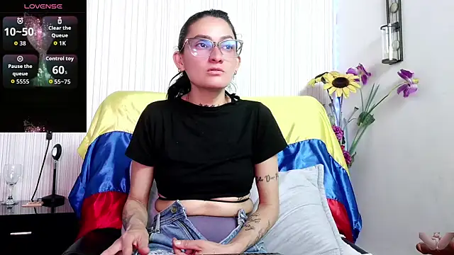 Snapshot of anastaciafire25 chatting on October 17, 7:16 pm anastaciafire25 online show from October 17, 7:16 pm