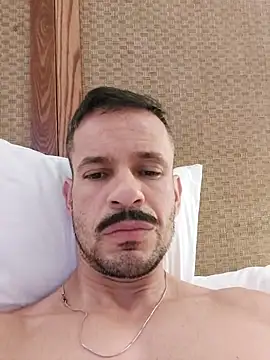 juniortche1313 online show from September 20, 3:18 am