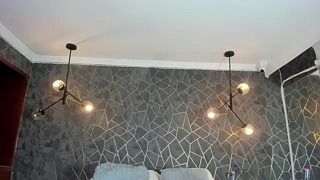 zephyra-angels online show from September 17, 4:03 am