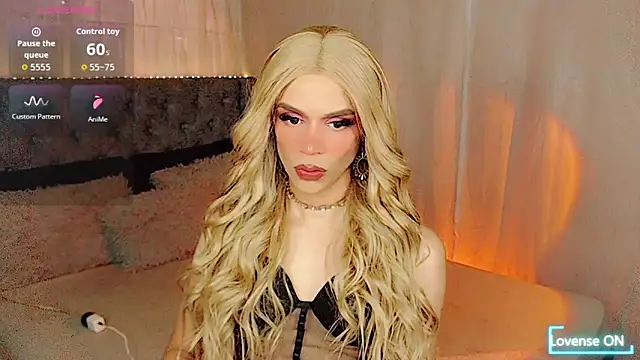 Snapshot of Dalila_moan chatting on September 26, 10:14 pm Dalila moan online show from September 26, 10:14 pm