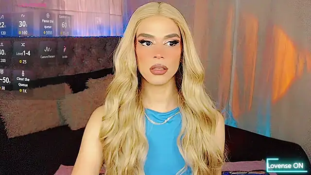 Snapshot of Dalila_moan chatting on October 3, 7:11 pm Dalila moan online show from October 3, 7:11 pm