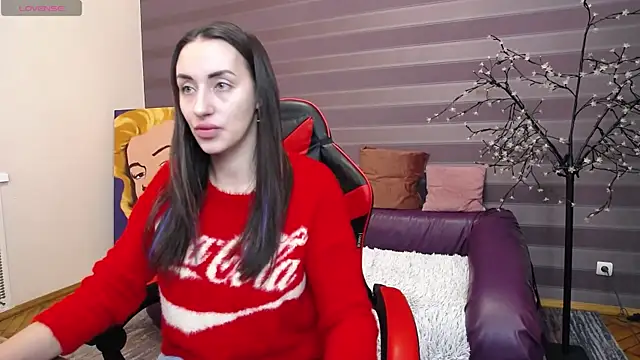 JenniferStone online show from February 4, 7:29 am