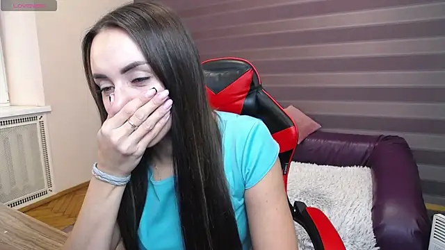 JenniferStone online show from October 4, 7:06 am