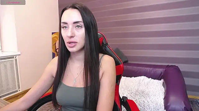 JenniferStone online show from October 14, 6:47 am