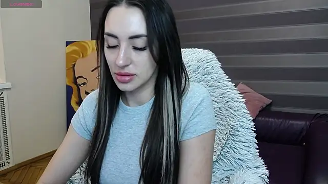 JenniferStone online show from April 5, 6:54 am