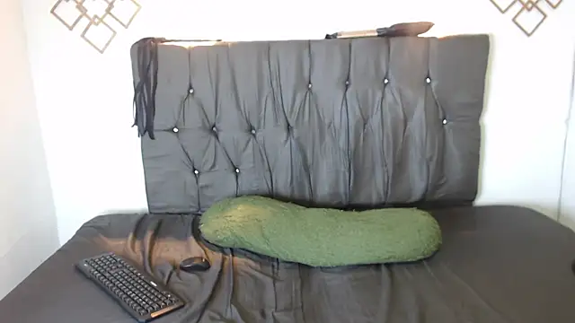 Snapshot of Zoe_TransGirl chatting on March 14, 8:10 am Zoe TransGirl online show from March 14, 8:10 am