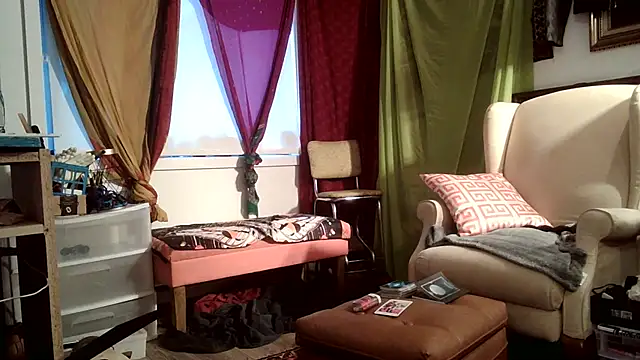 Snapshot of Foxxyhoneypott chatting on March 14, 1:16 am Foxxyhoneypott online show from March 14, 1:16 am