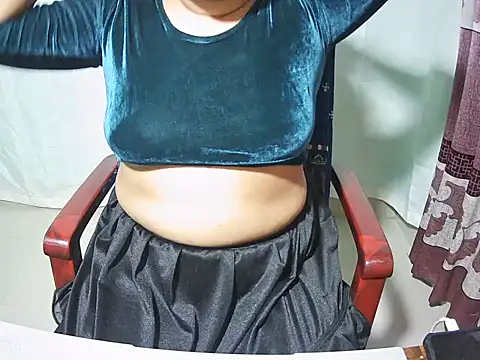 Snapshot of Megha-34 chatting on December 20, 6:37 pm Megha-34 online show from December 20, 6:37 pm