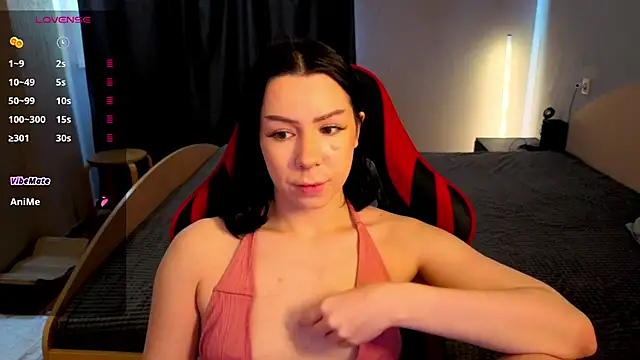 meganluss online show from April 4, 5:27 am