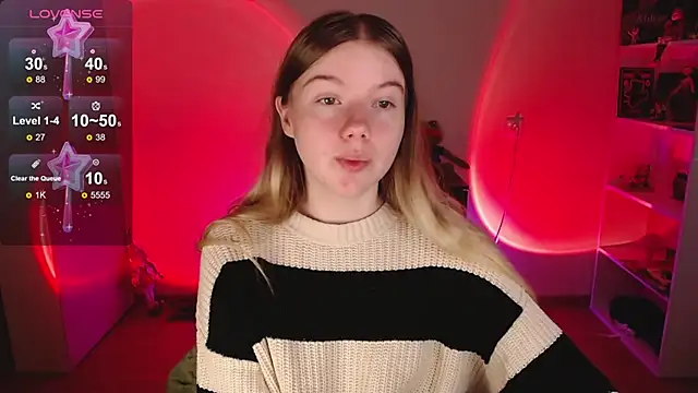 Strawberry juli online show from September 17, 7:21 am