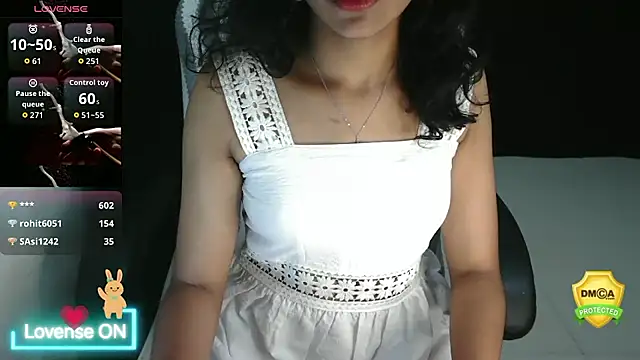 Snapshot of fullmoan chatting on October 24, 8:05 pm fullmoan online show from October 24, 8:05 pm