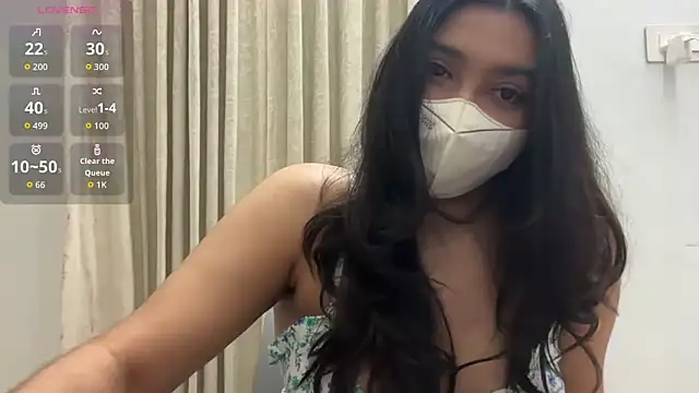 Snapshot of oviyakalra chatting on September 23, 8:12 pm oviyakalra online show from September 23, 8:12 pm