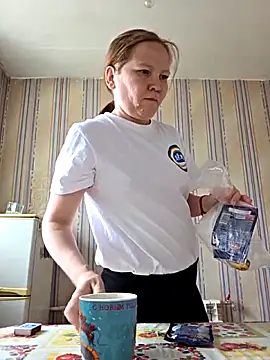 -Kathrine kit- online show from October 22, 8:47 am