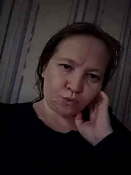 -Kathrine kit- online show from November 20, 9:42 am