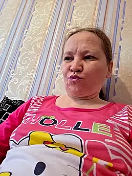 -Kathrine kit- online show from November 25, 8:36 am