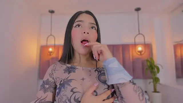 Haily b online show from March 8, 7:50 pm