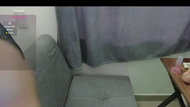 AnnaPerez  online show from February 27, 9:37 pm