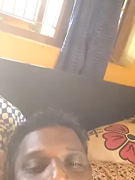 Snapshot of beyondthelines123 chatting on October 2, 4:30 am beyondthelines123 online show from October 2, 4:30 am