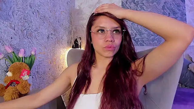 Arianaa collins online show from February 9, 12:09 pm