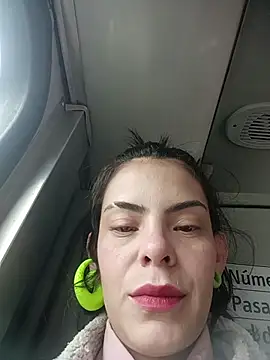 Snapshot of Ali3Martin chatting on February 13, 2:02 pm Ali3Martin online show from February 13, 2:02 pm