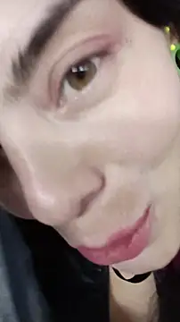 Snapshot of Ali3Martin chatting on February 24, 9:57 pm Ali3Martin online show from February 24, 9:57 pm