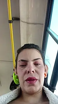 Snapshot of Ali3Martin chatting on February 26, 1:32 pm Ali3Martin online show from February 26, 1:32 pm