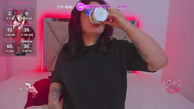 Curvybaddie99 online show from March 7, 9:18 am