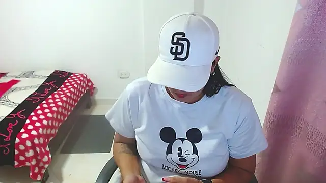 astrii 33 online show from March 4, 7:11 pm