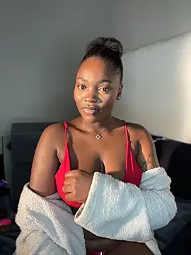 PrincessTamara online show from June 4, 5:35 am